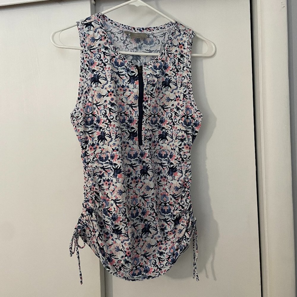 Athleta sleeveless rashguard Size S